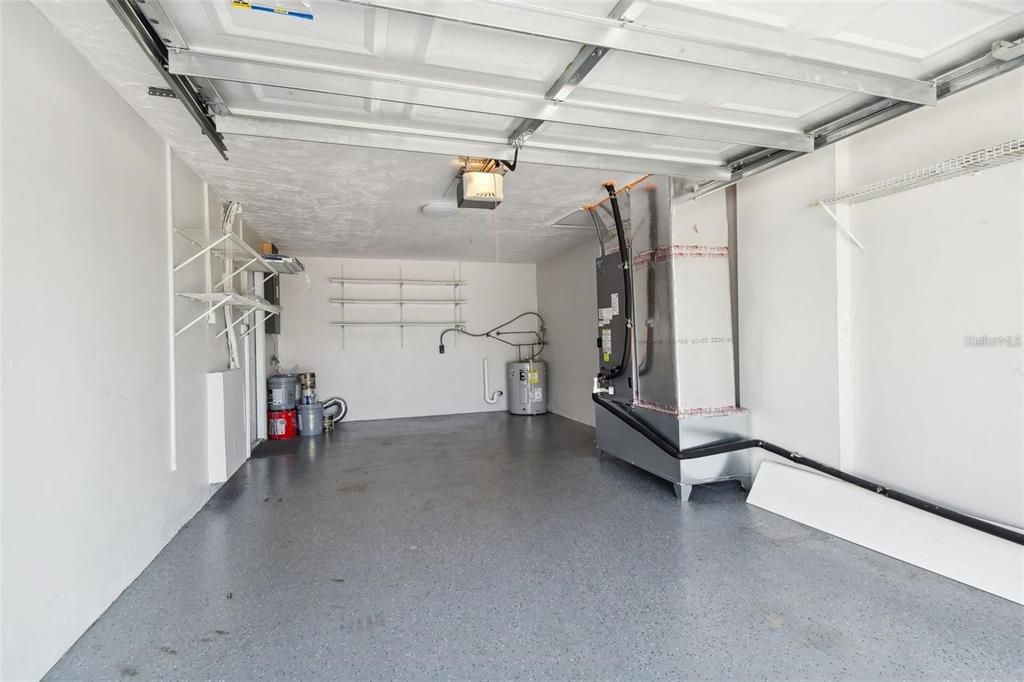 Garage, Interior