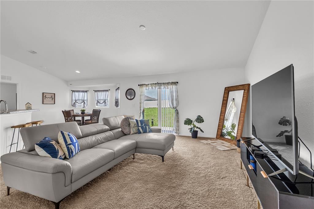 Dining room, Interior, Living room, Recessed Lighting