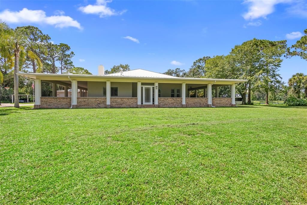 Backyard, Exterior