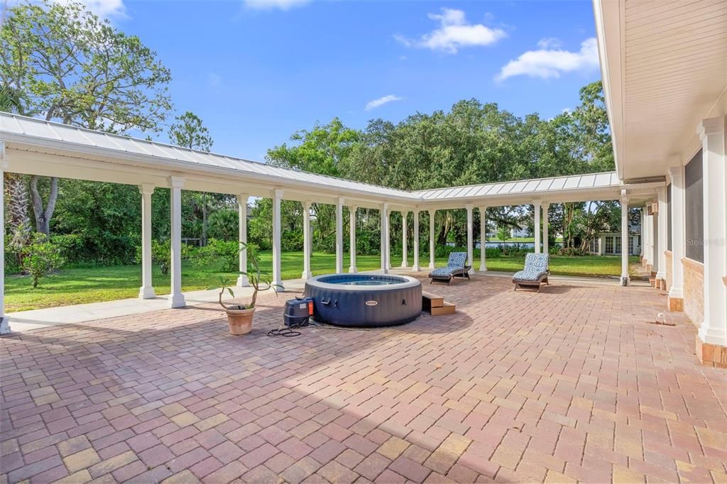 Exterior, Hot Tub