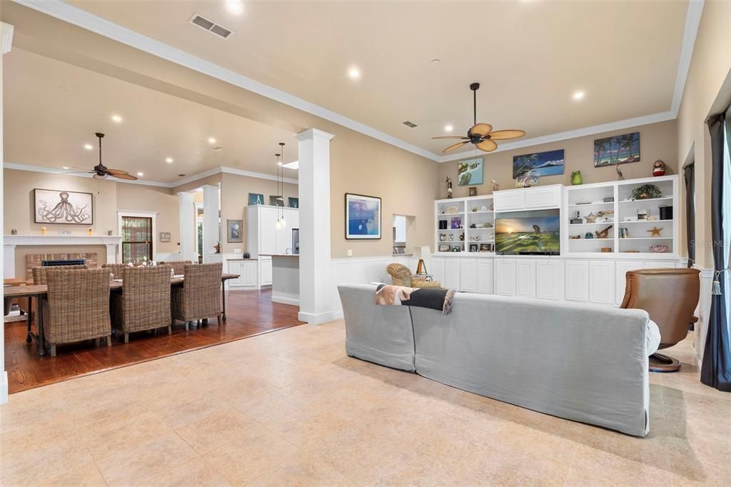 Dining room, Interior, Living room, Pendant Lights, Recessed Lighting, Wood Texture Flooring