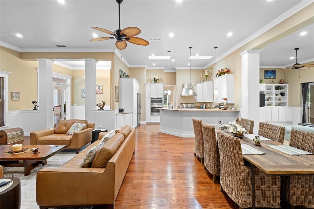 Dining room, Interior, Kitchen, Living room, Pendant Lights, Recessed Lighting, Stainless Steel Appliances, Wood Texture Flooring