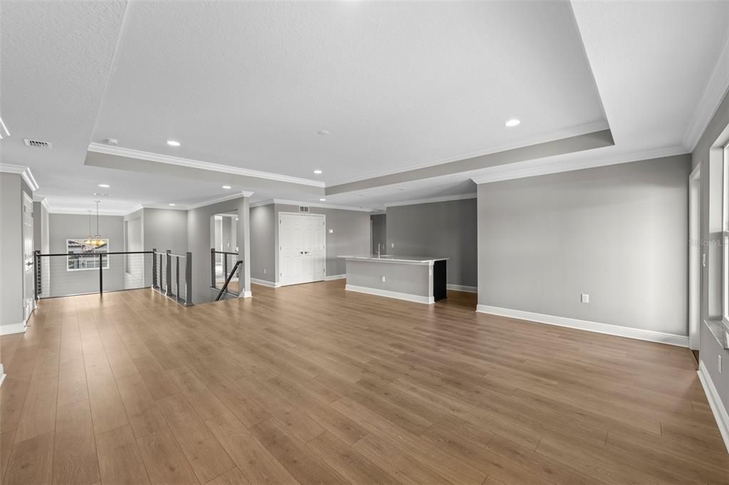 Empty room, Interior, Pendant Lights, Recessed Lighting, Wood Texture Flooring