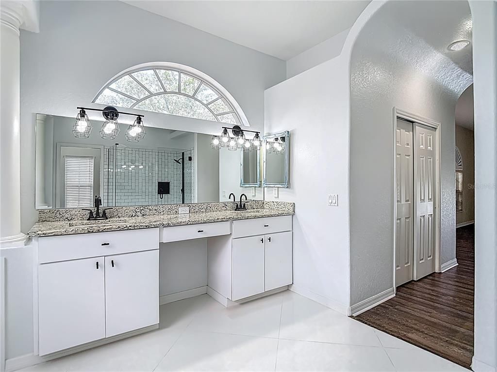 Bathroom, Dual Sink Vanities, Interior, Wood Texture Flooring