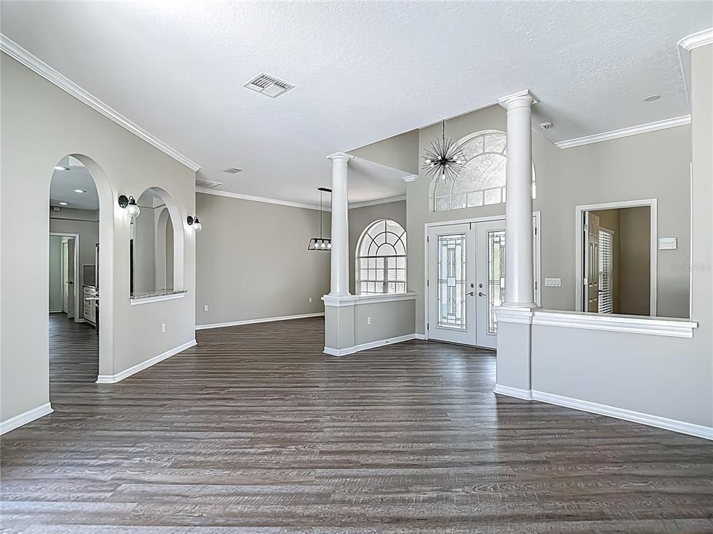 Empty room, Interior, Pendant Lights, Recessed Lighting, Wood Texture Flooring