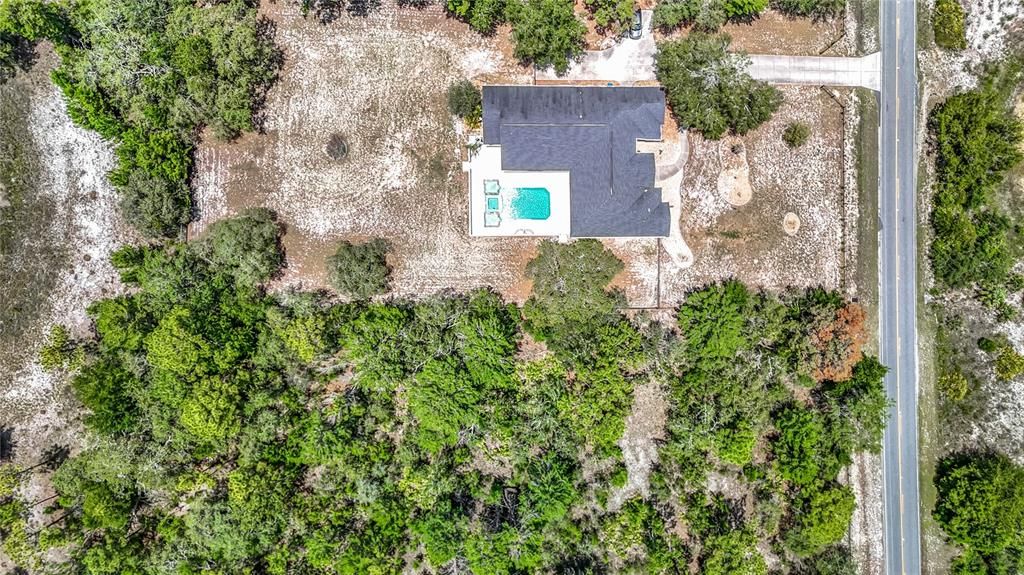 Exterior, Drone