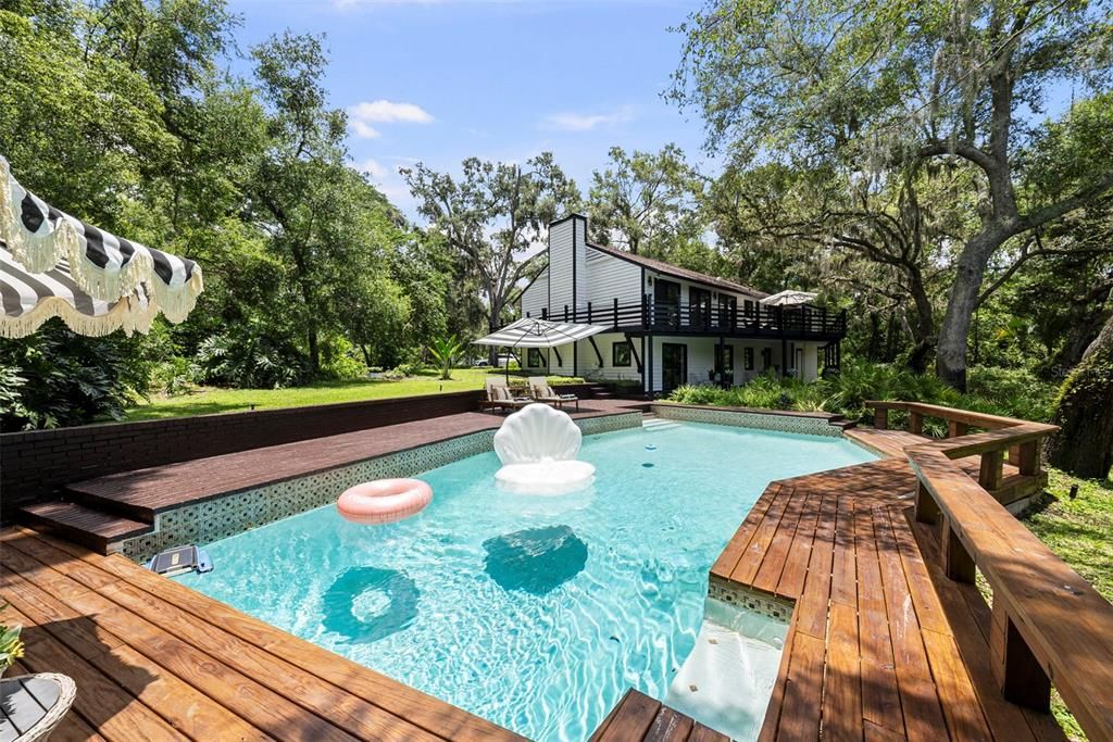 Exterior, Hot Tub, Pool