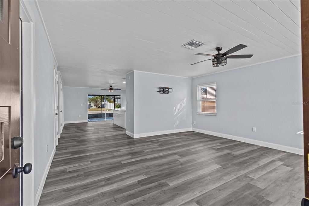 Empty room, Interior, Recessed Lighting, Wood Texture Flooring