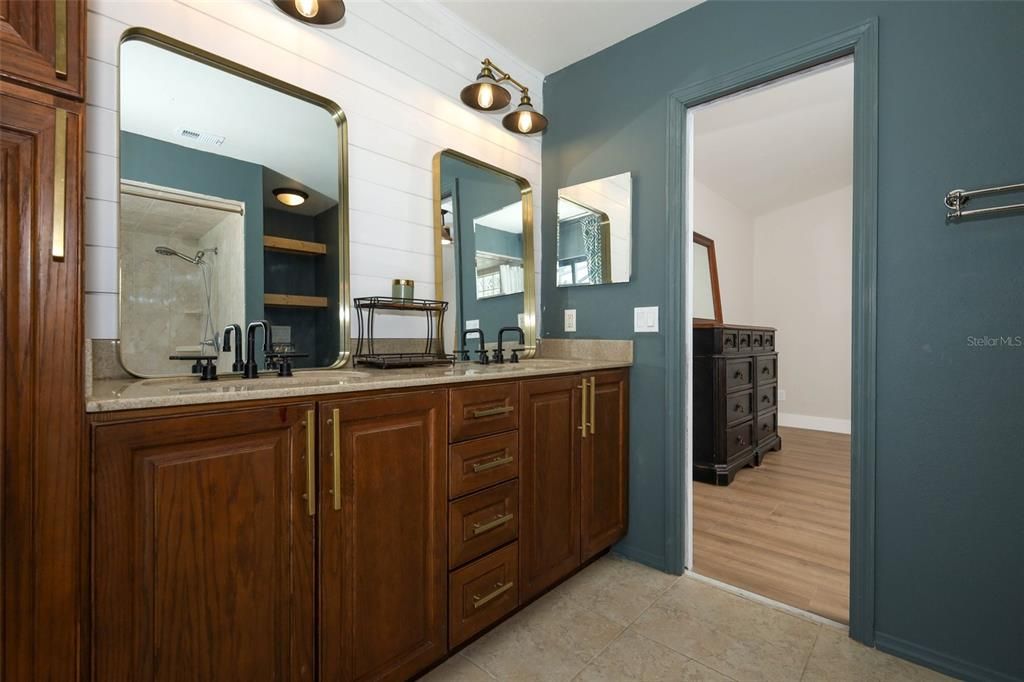 Bathroom, Dual Sink Vanities, Interior, Wood Texture Flooring