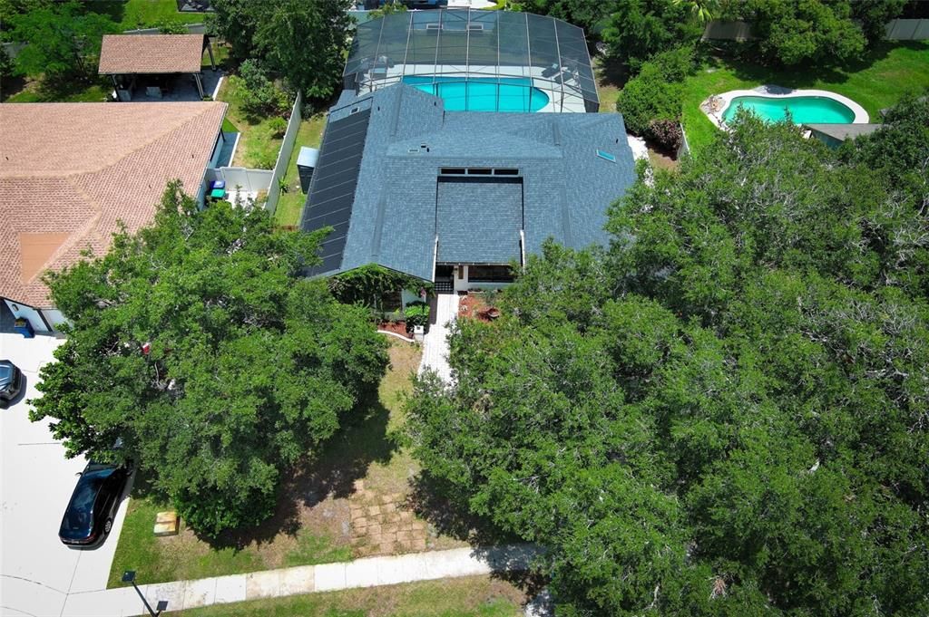Exterior, Drone