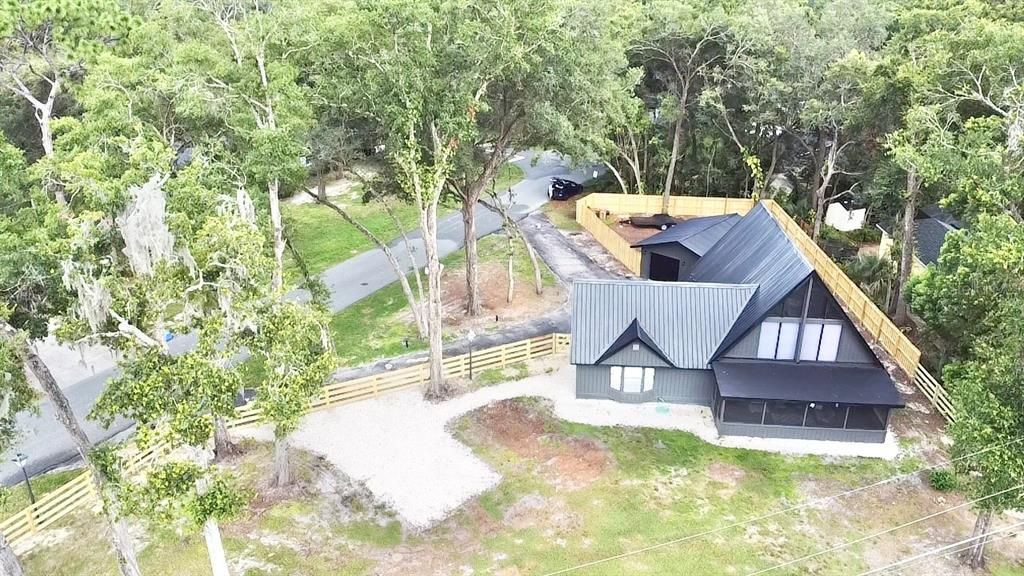 Exterior, Drone