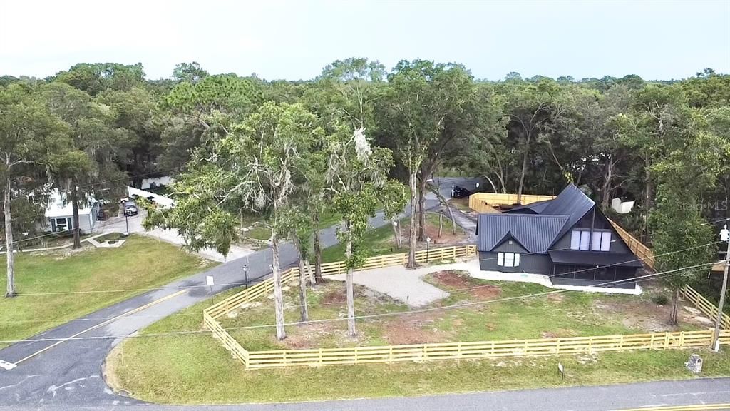 Exterior, Drone