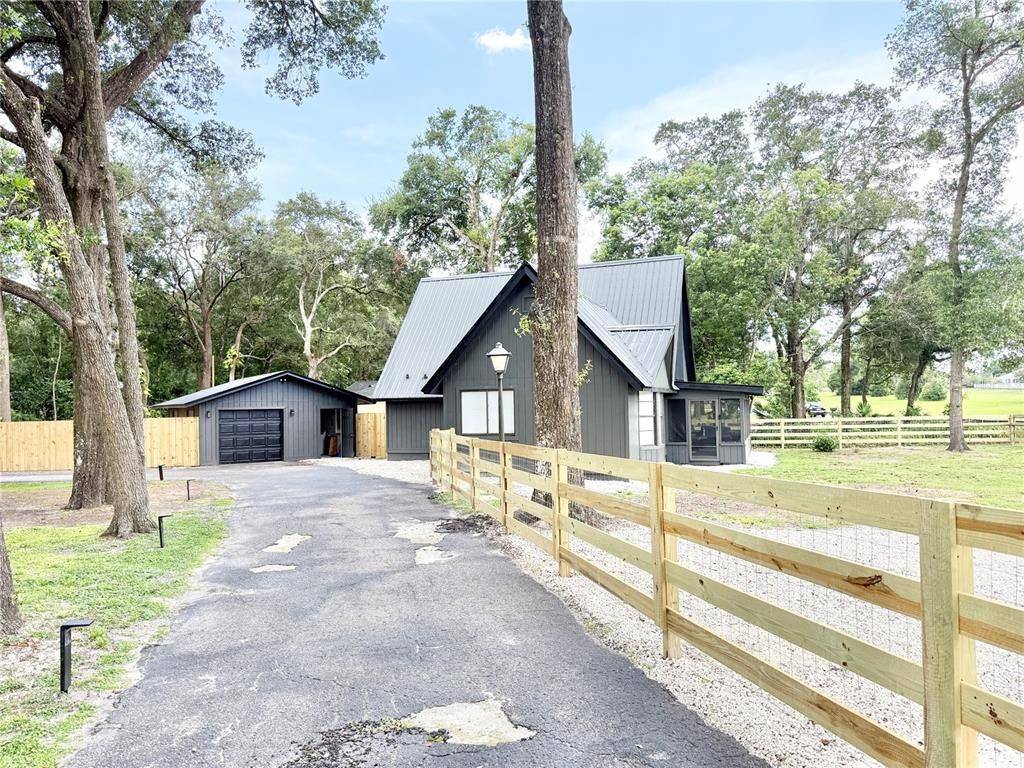 Backyard, Detached Garage, Exterior