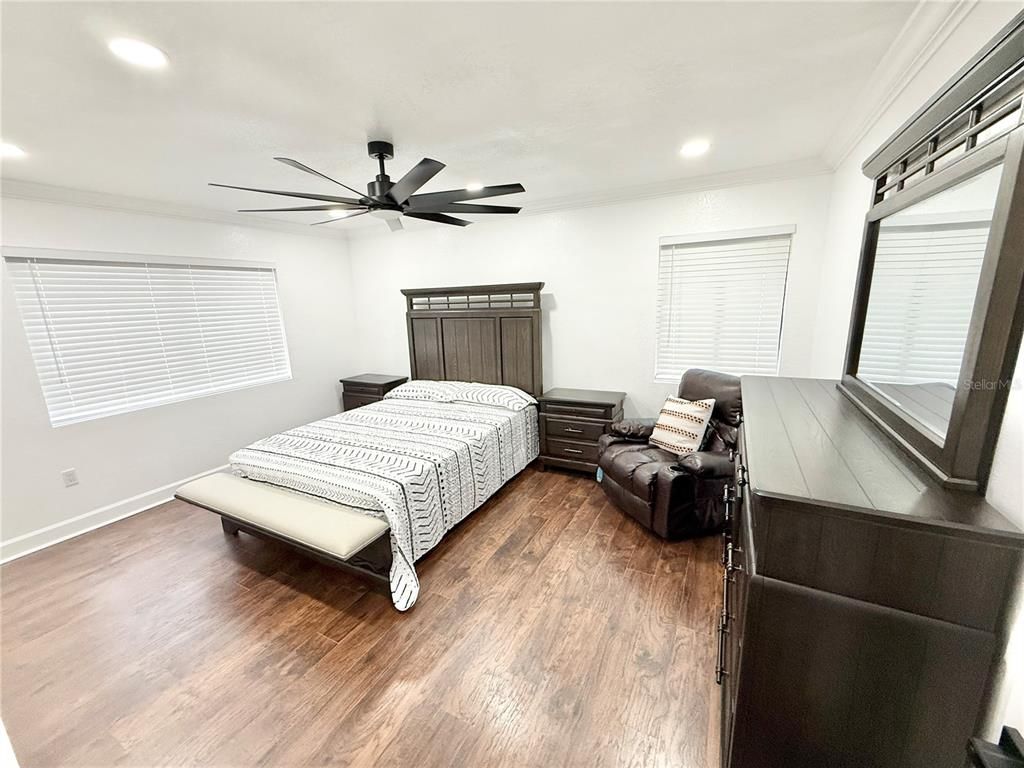Bedroom, Interior, Recessed Lighting, Wood Texture Flooring