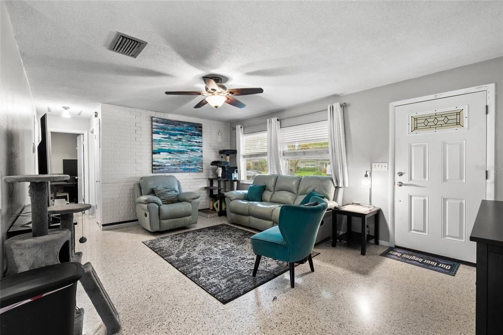 Fitness Equipment, Interior, Living room, Stone Walls