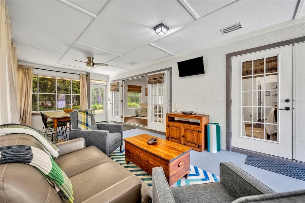 Dining room, Interior, Living room