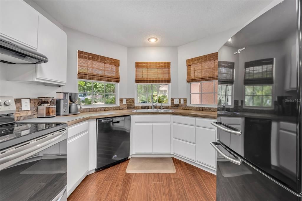 Interior, Kitchen, Recessed Lighting, Wood Texture Flooring
