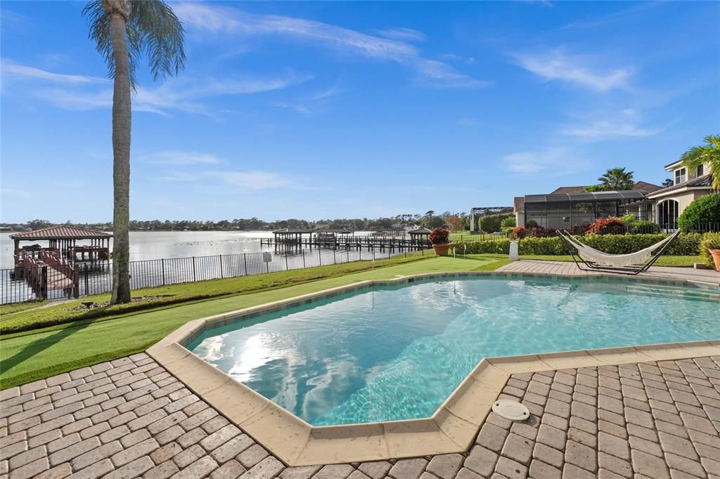 Exterior, Pool, Water