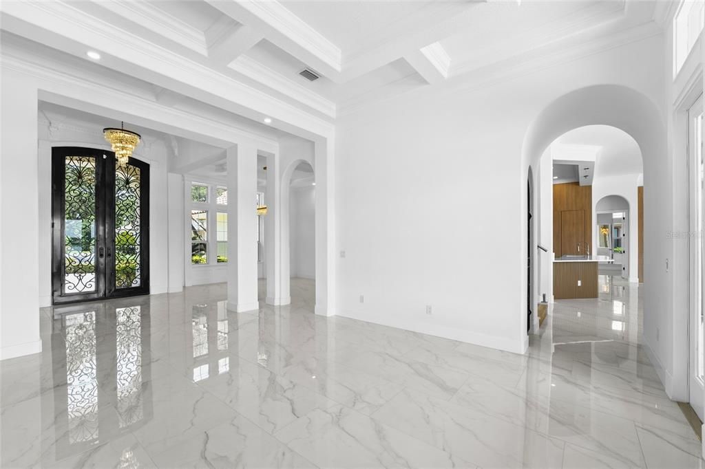 Empty room, Interior, Marble, Recessed Lighting