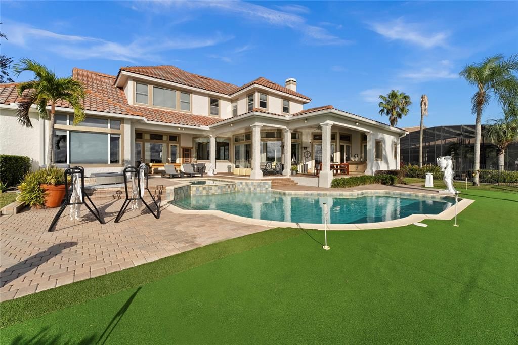 Exterior, Pool