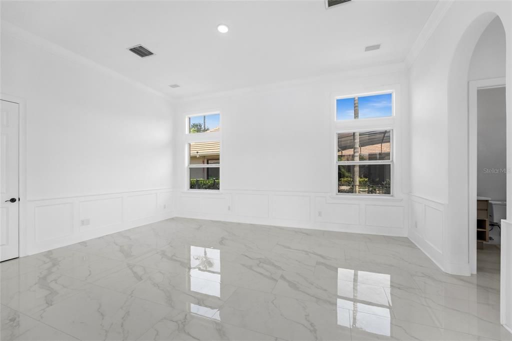 Empty room, Interior, Marble, Recessed Lighting