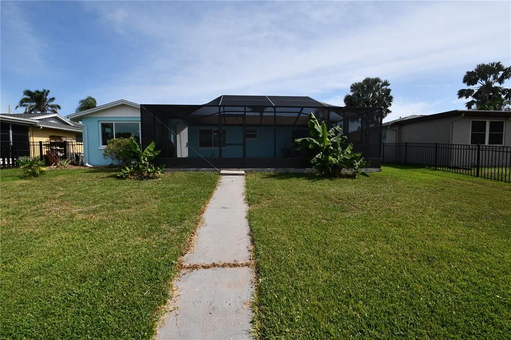 Backyard, Exterior