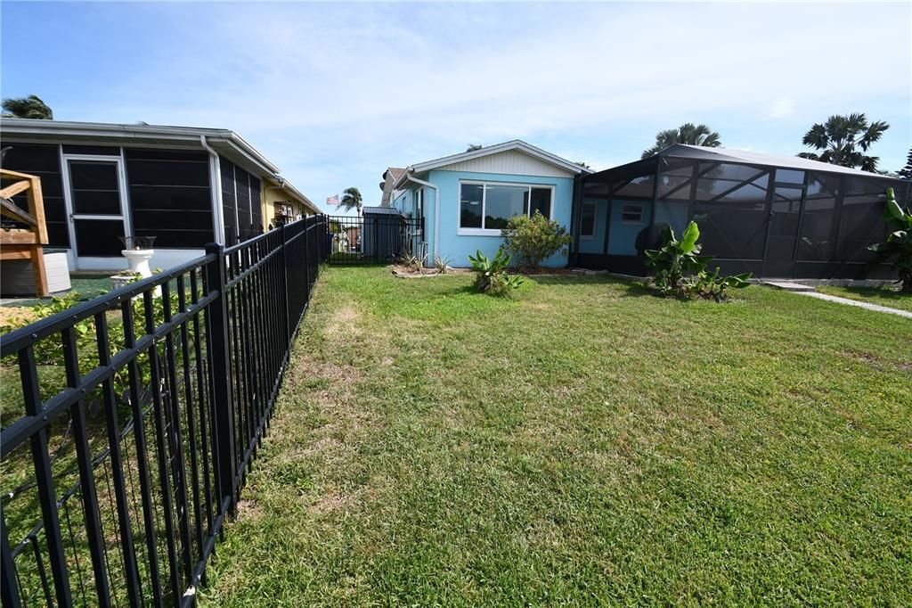 Backyard, Exterior