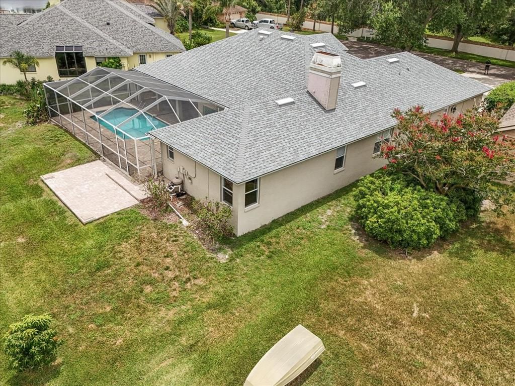 Exterior, Drone