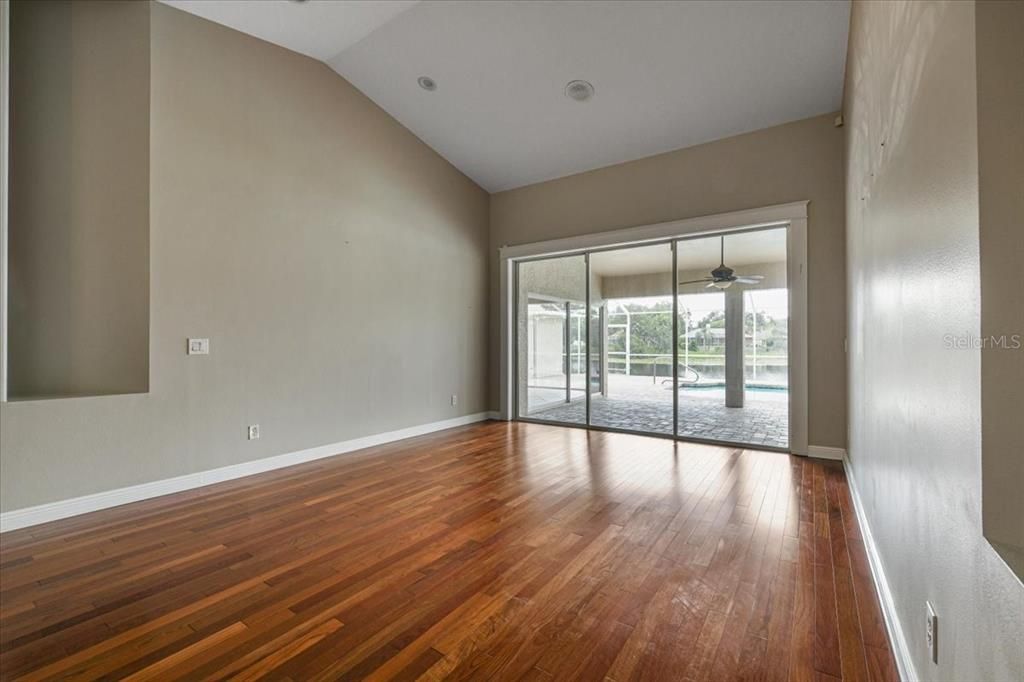 Empty room, Interior, Recessed Lighting, Wood Texture Flooring