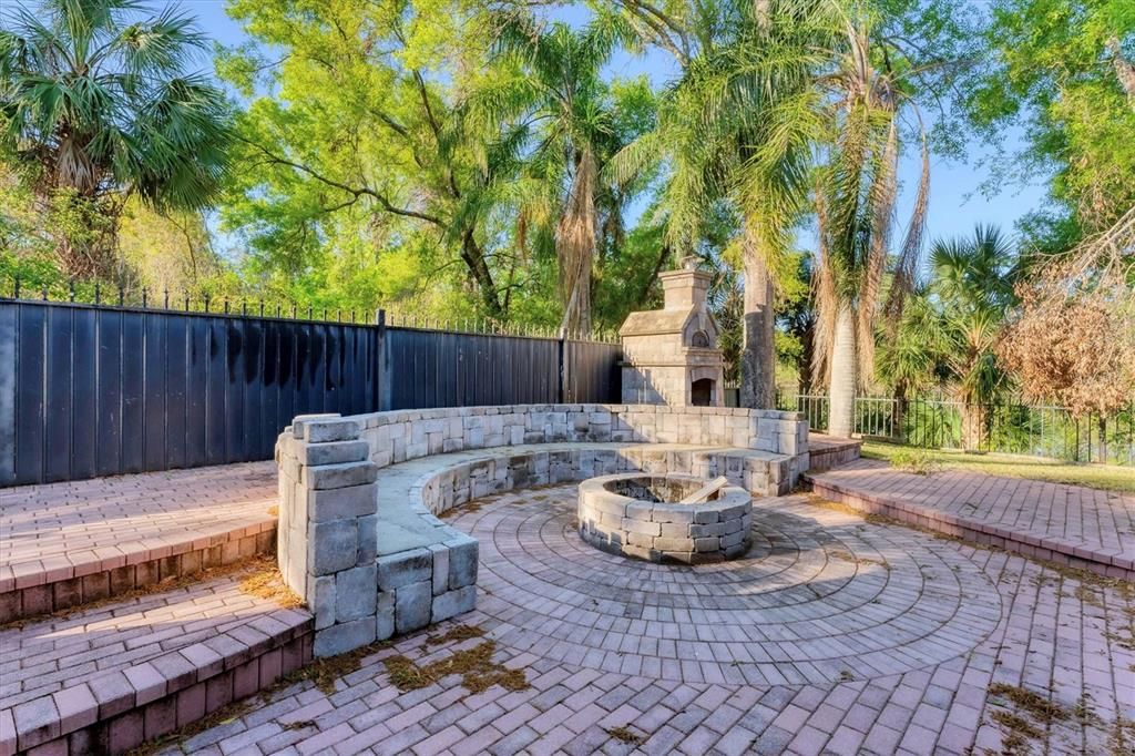 Exterior, Fireplace