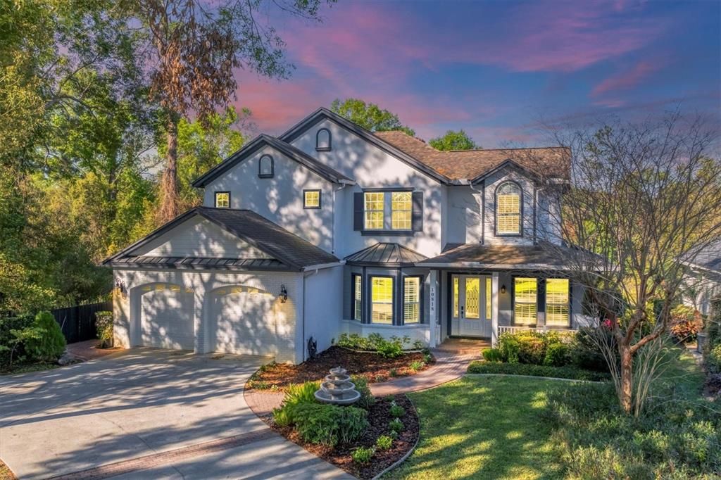 Attached, Exterior, Facade, Farmhouse
