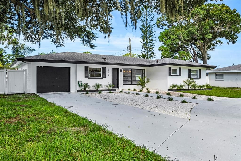 Attached, Backyard, Exterior, Facade, Ranch