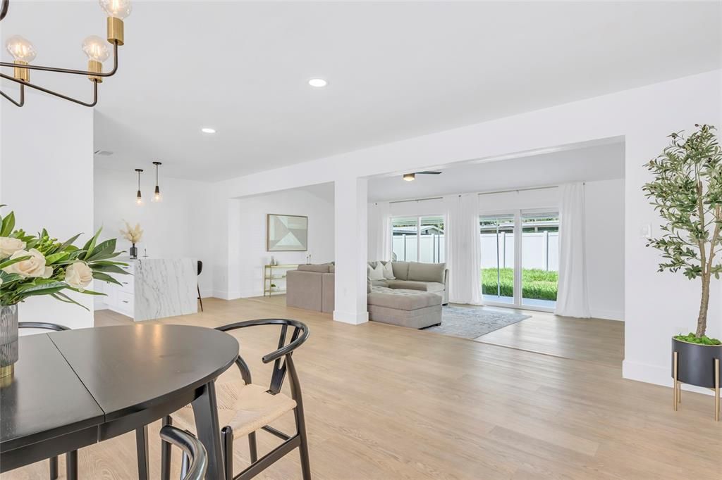 Dining room, Interior, Living room, Pendant Lights, Recessed Lighting, Wood Texture Flooring
