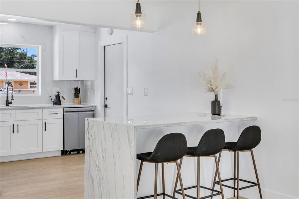 Interior, Kitchen, Pendant Lights, Recessed Lighting, Wood Texture Flooring