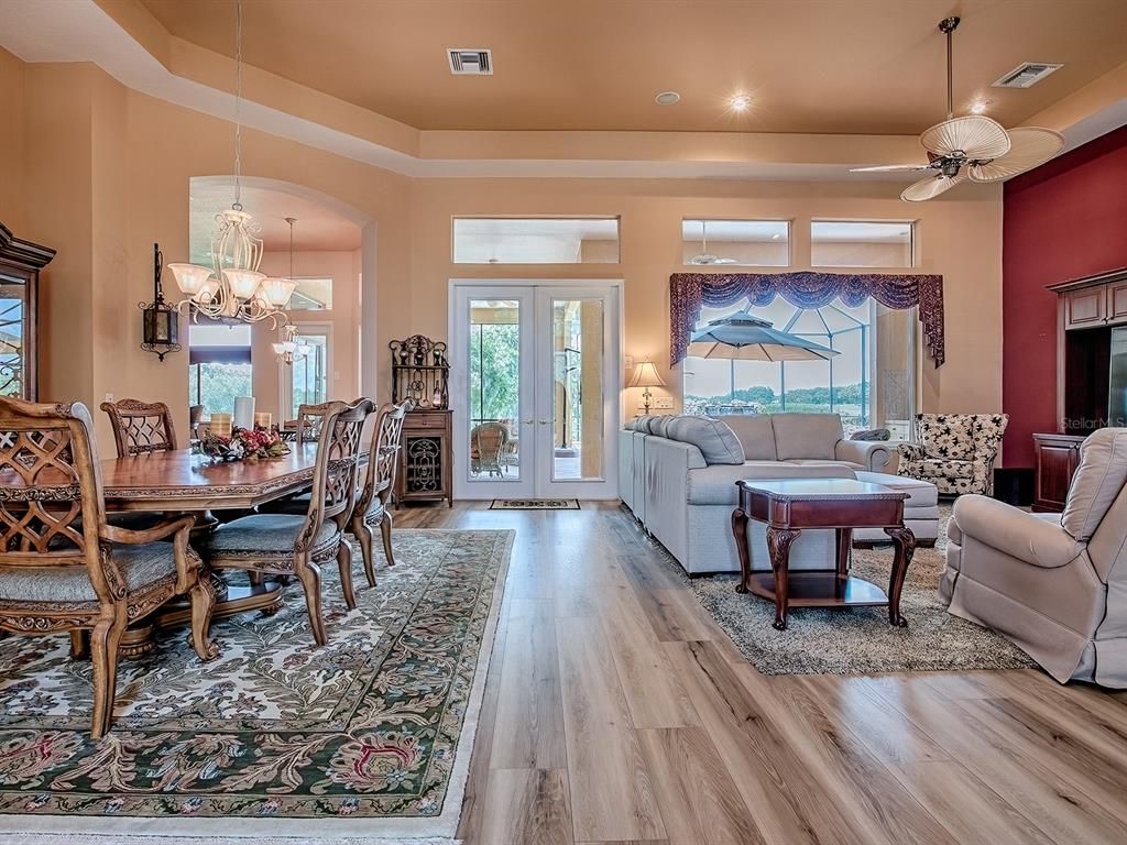 Chandelier, Dining room, Interior, Living room, Recessed Lighting, Wood Texture Flooring