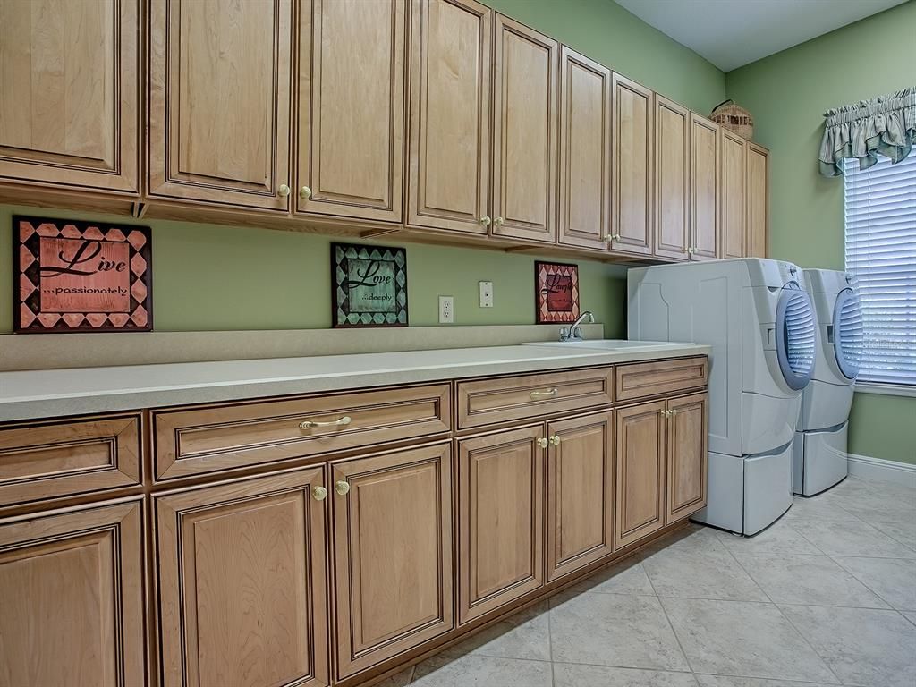 Interior, Washer