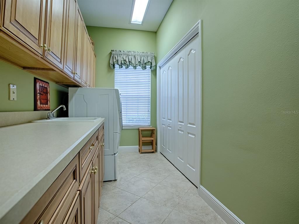 Interior, Washer