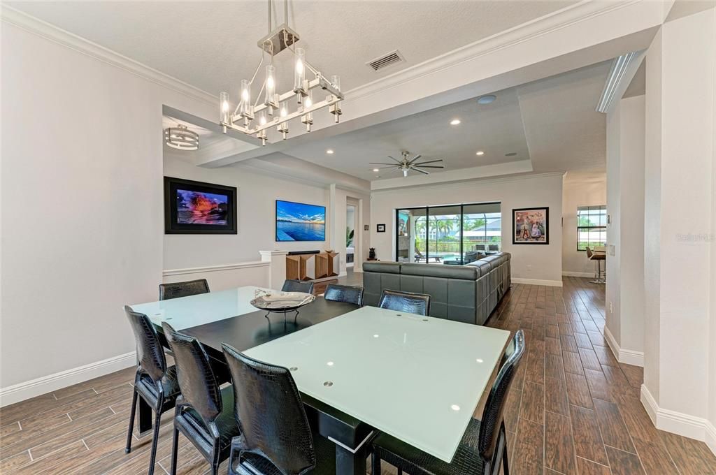 Dining room, Interior, Living room, Recessed Lighting, Wood Texture Flooring