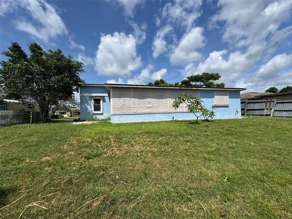 Backyard, Exterior