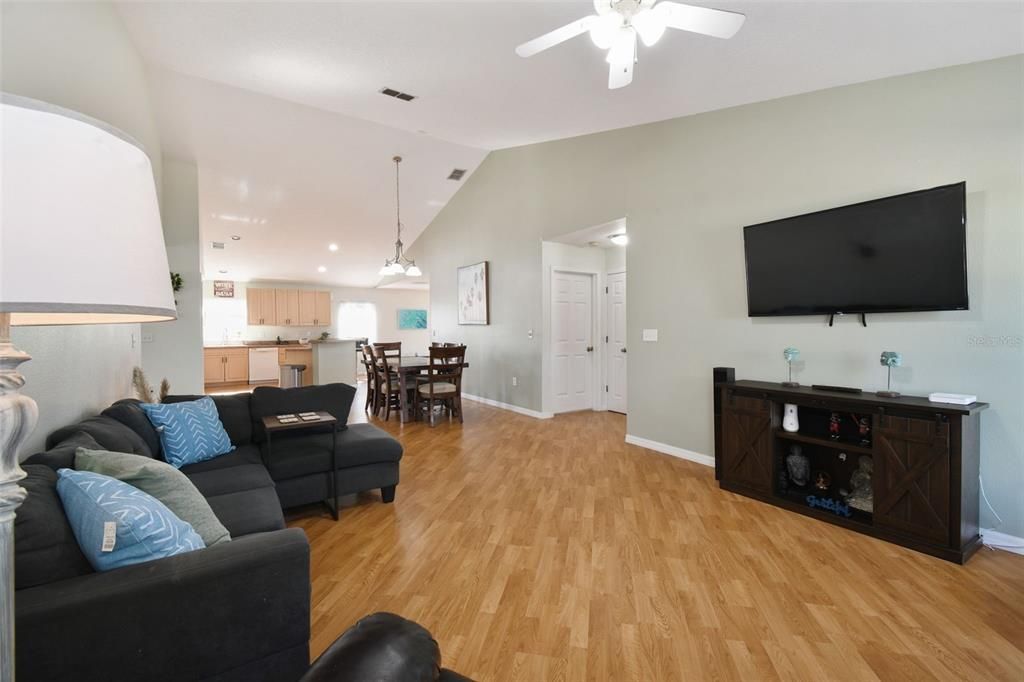 Dining room, Interior, Kitchen, Living room, Pendant Lights, Recessed Lighting, Wood Texture Flooring