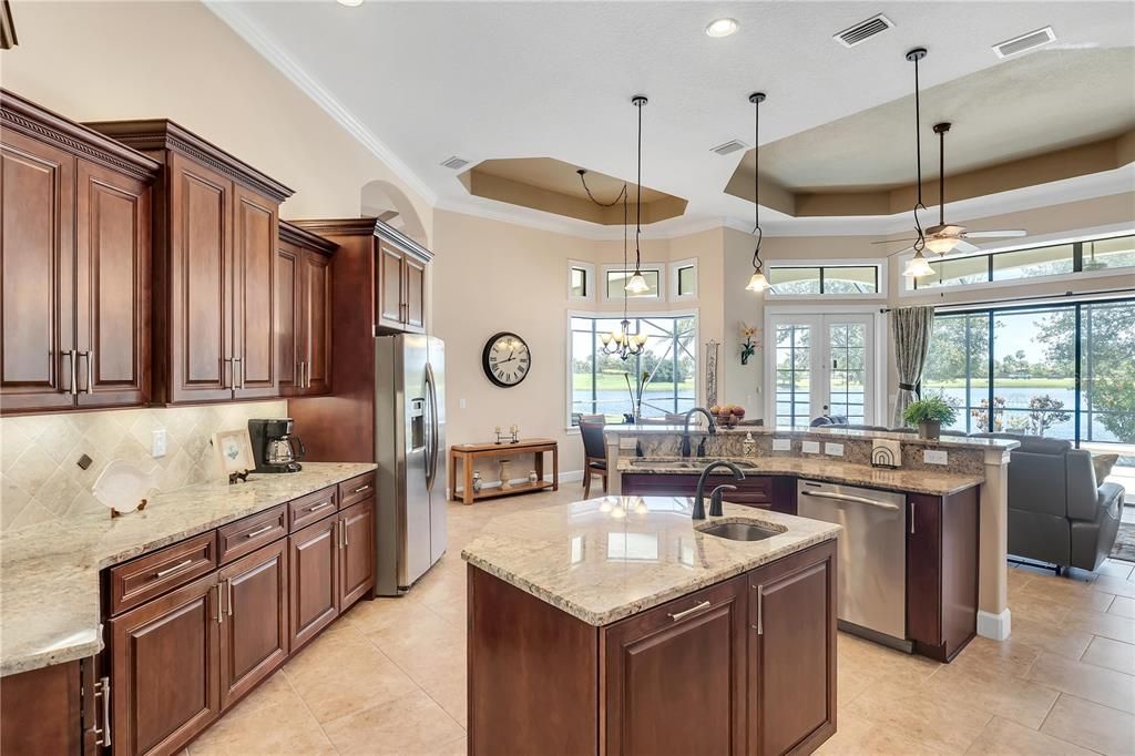 Dining room, Interior, Kitchen, Living room, Pendant Lights, Recessed Lighting, Stainless Steel Appliances