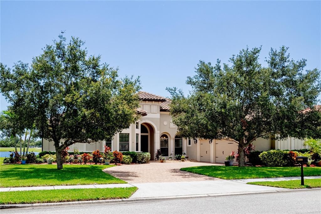 Backyard, Exterior, Facade, Mediterranean