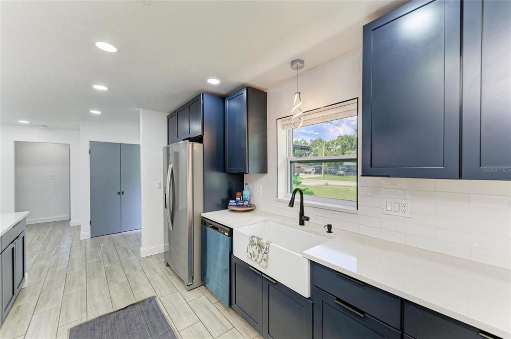 Interior, Kitchen, Pendant Lights, Recessed Lighting, Wood Texture Flooring