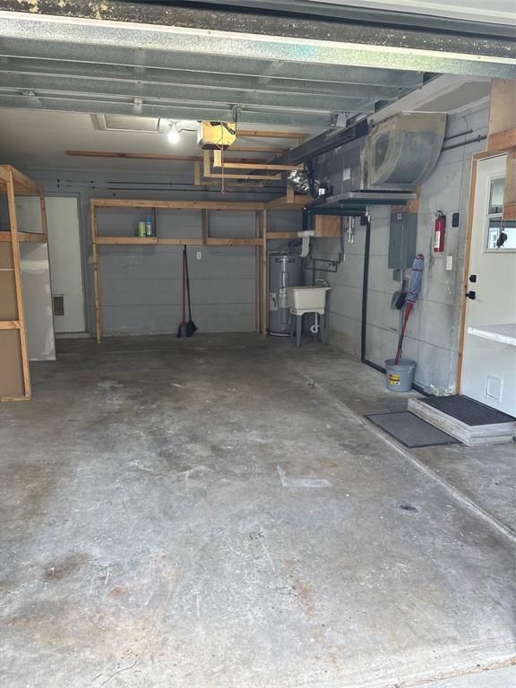 Garage, Interior