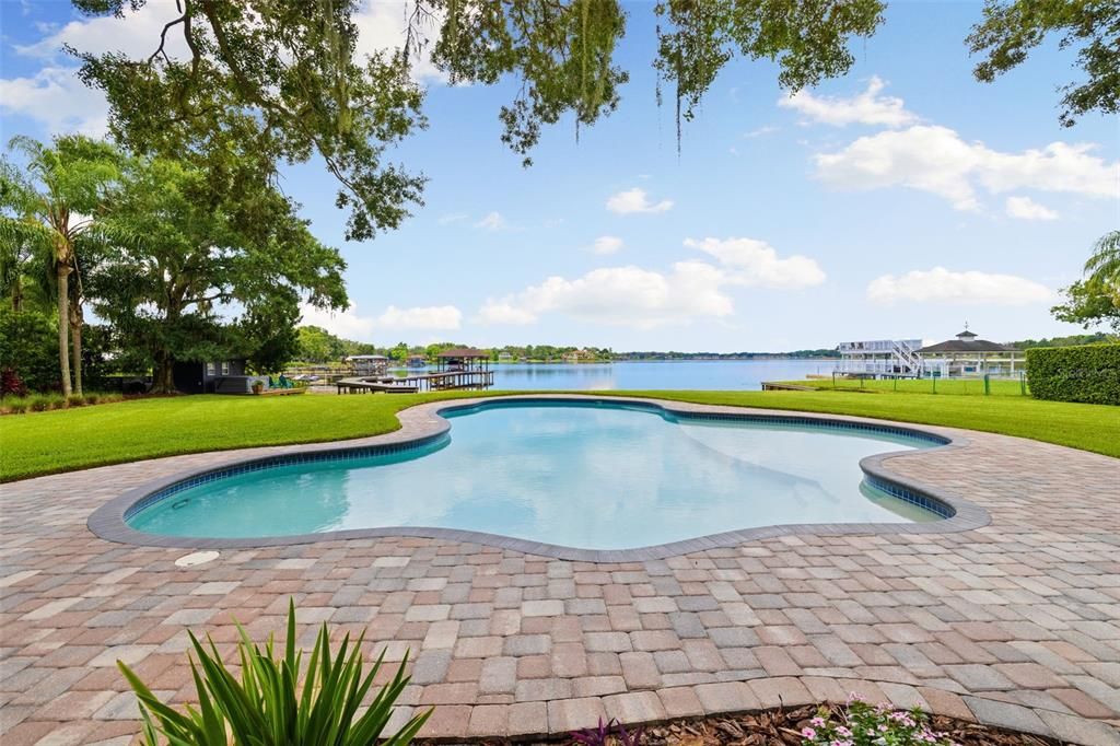 Exterior, Pool, Water