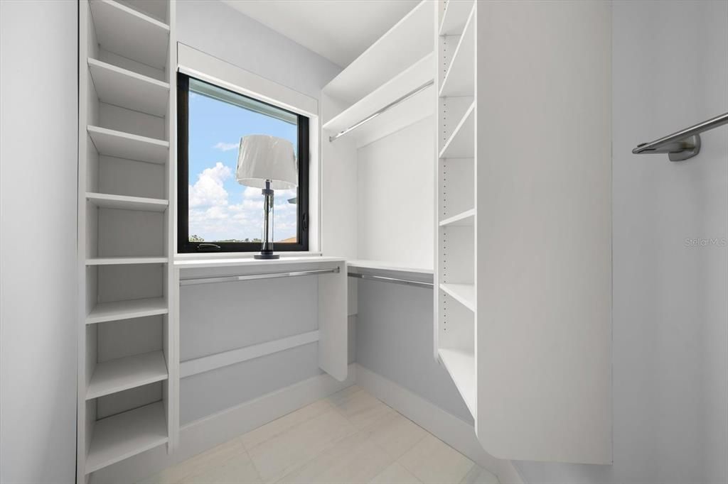 Interior, Walk-in Closets