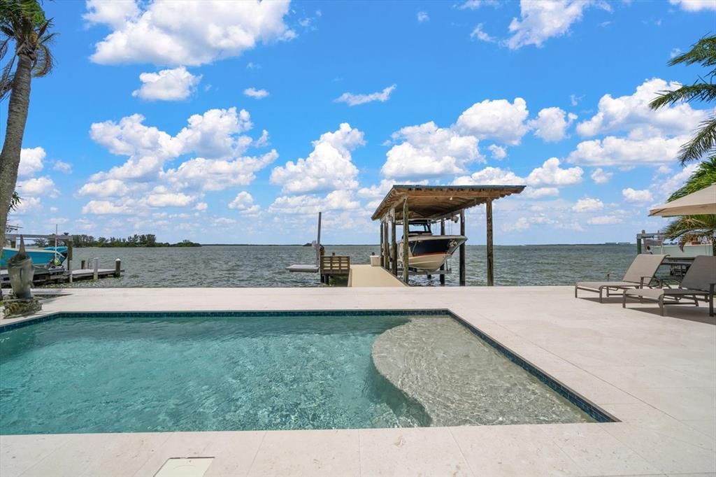 Exterior, Pool, Water