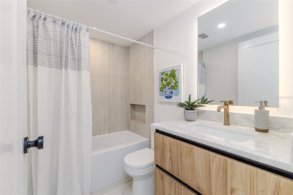 Bathroom, Interior, Recessed Lighting