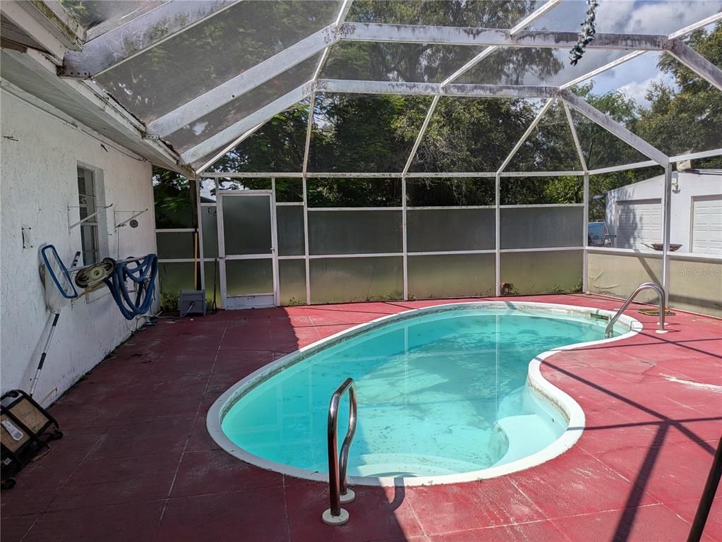 Glass Ceilings, Interior, Pool, Sun Room