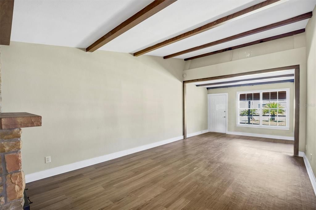Empty room, Interior, Wooden Beams, Wood Texture Flooring